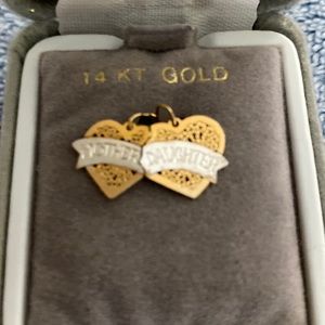 14 karat gold mother daughter charms